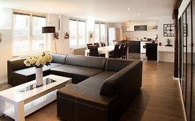 Le Corbeau - Grand Appartement Strasbourg Centre, Calme